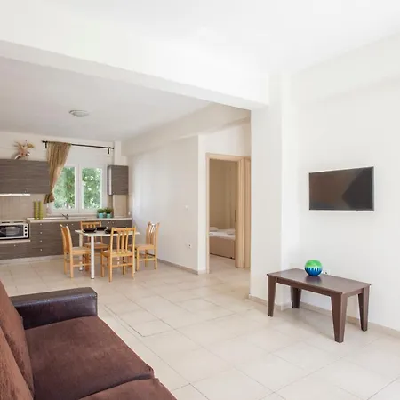 Kleopatra Family Apartment *